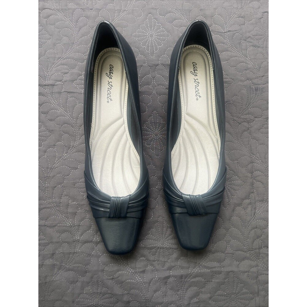 Easy Street Waive Square Toe Pump SZ 12M Kitten Block Heel KWOB Preppy Chic Cute